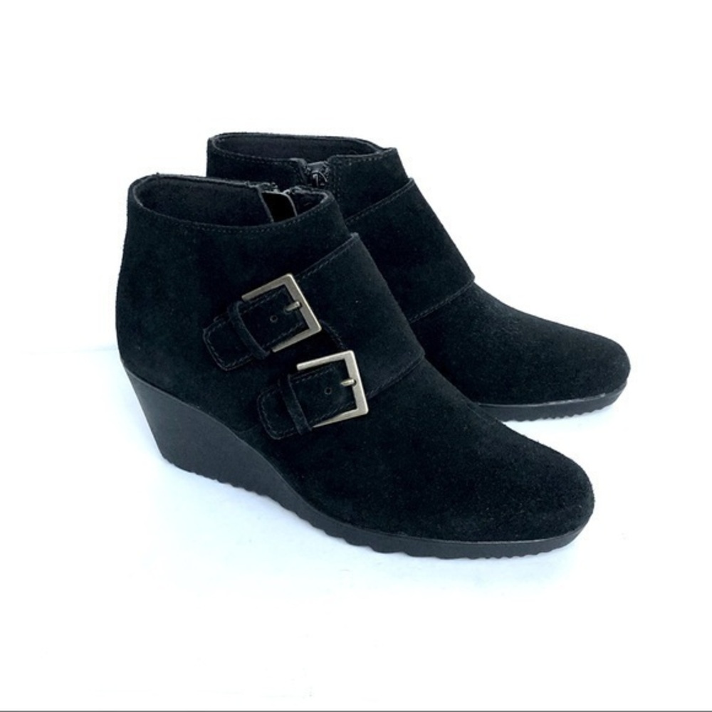 Munro Boots Drew Wedge Ankle Bootie 6M